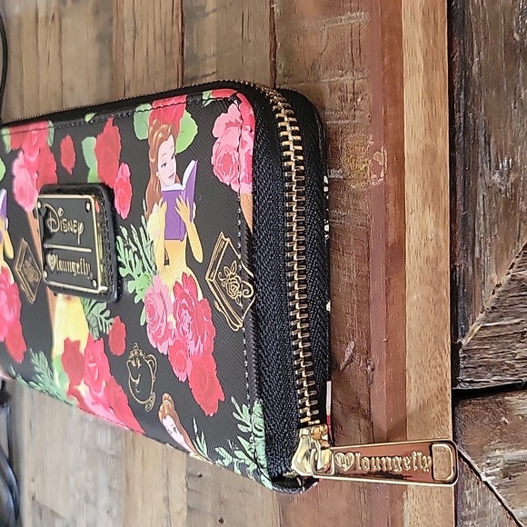 Disney × Loungefly Belle Beauty and The Beast Full Zipper Wallet - Picture 7 of 16
